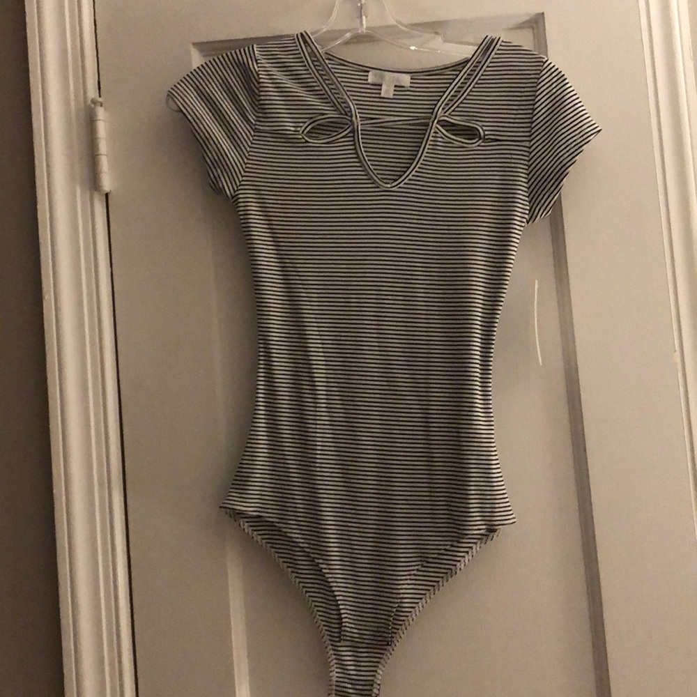 Bodysuit NWT. Black and white stripped